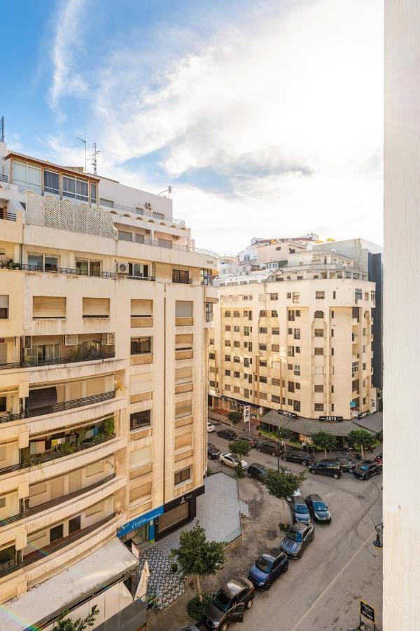 Appartement 2 Chambres Pres De La Corniche Tangier Bagian luar foto