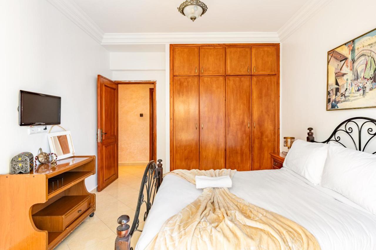 Appartement 2 Chambres Pres De La Corniche Tangier Bagian luar foto