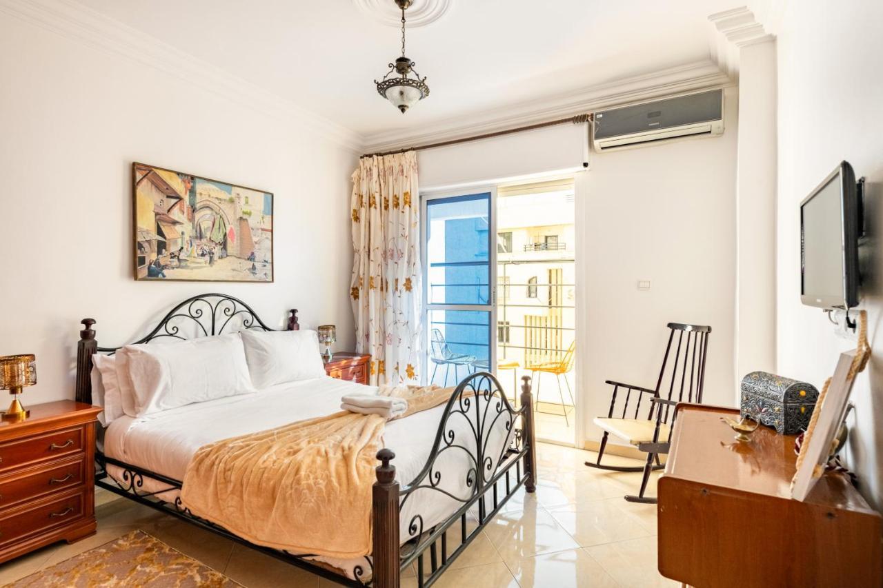 Appartement 2 Chambres Pres De La Corniche Tangier Bagian luar foto