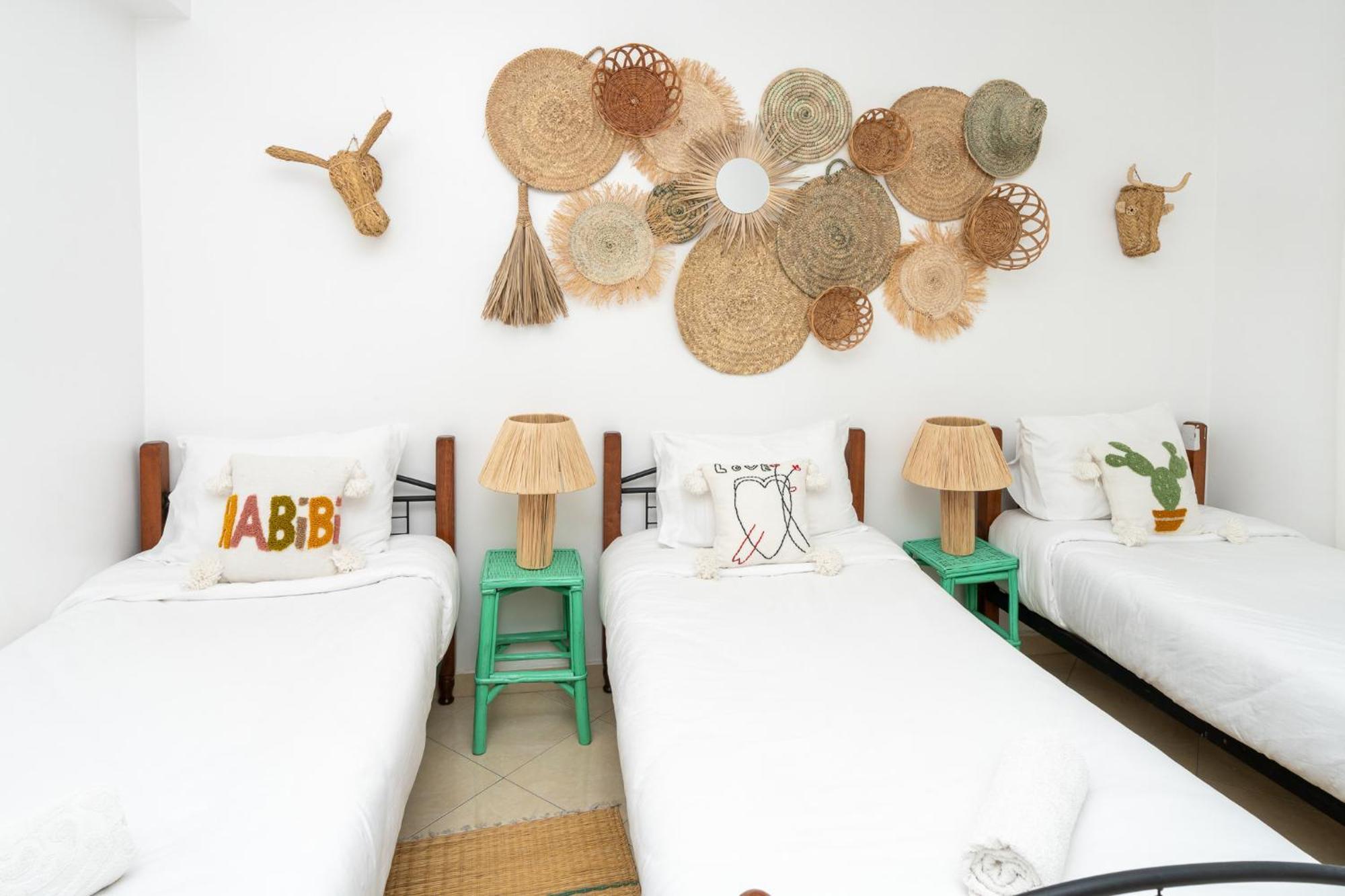 Appartement 2 Chambres Pres De La Corniche Tangier Bagian luar foto