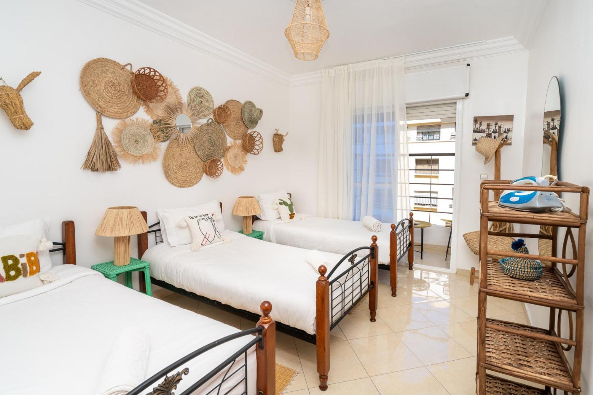 Appartement 2 Chambres Pres De La Corniche Tangier Bagian luar foto