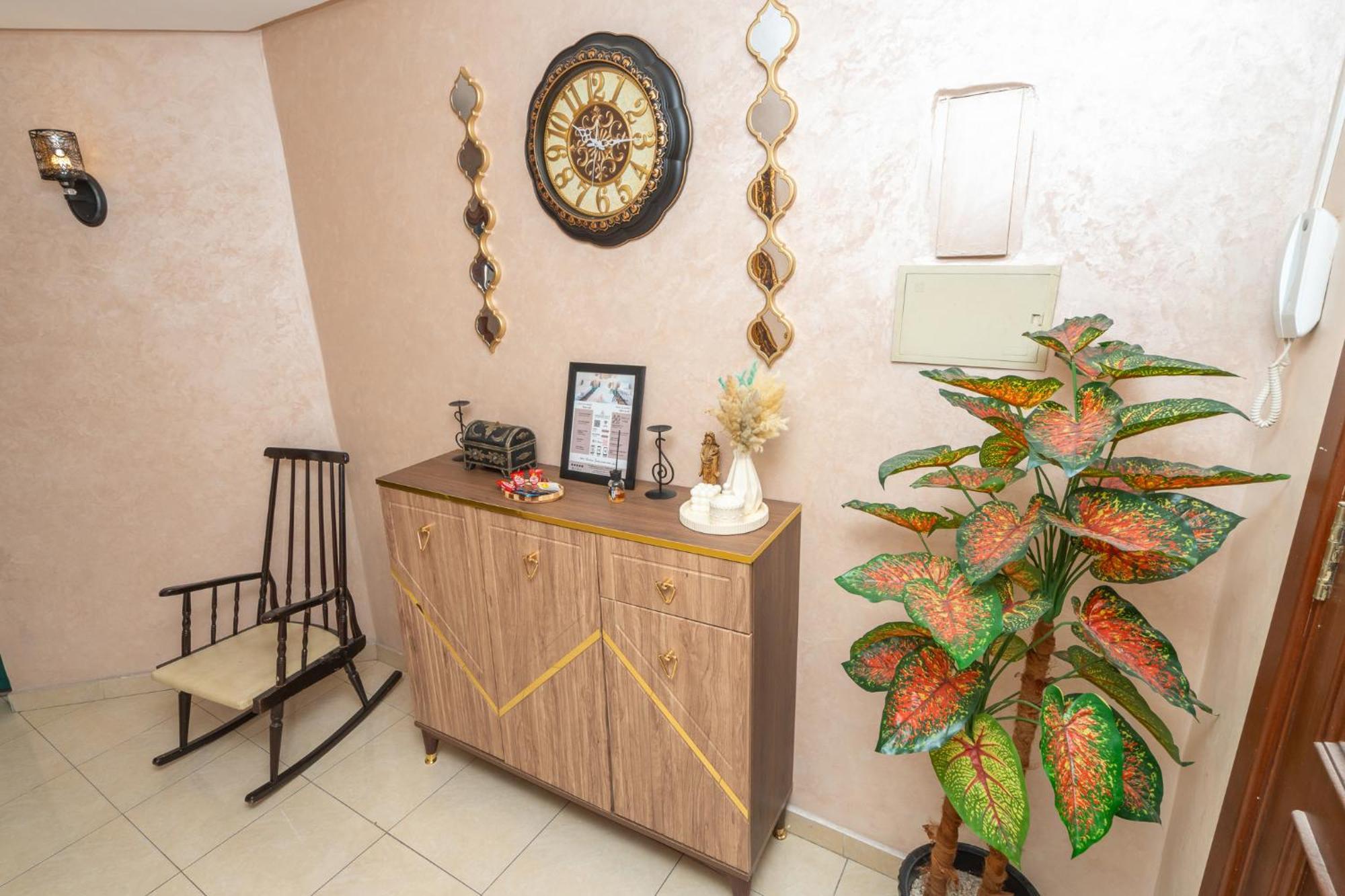 Appartement 2 Chambres Pres De La Corniche Tangier Bagian luar foto