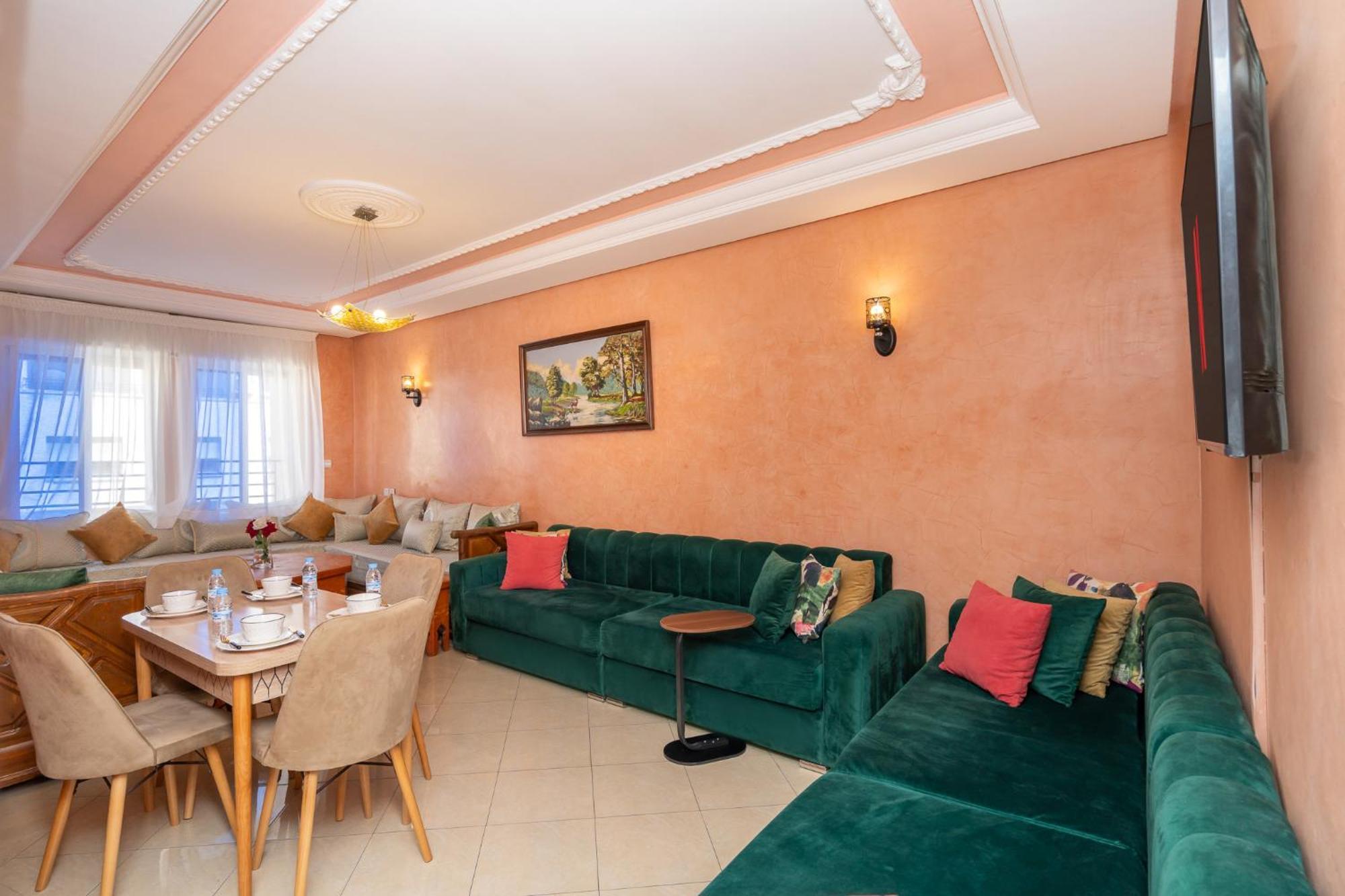 Appartement 2 Chambres Pres De La Corniche Tangier Bagian luar foto