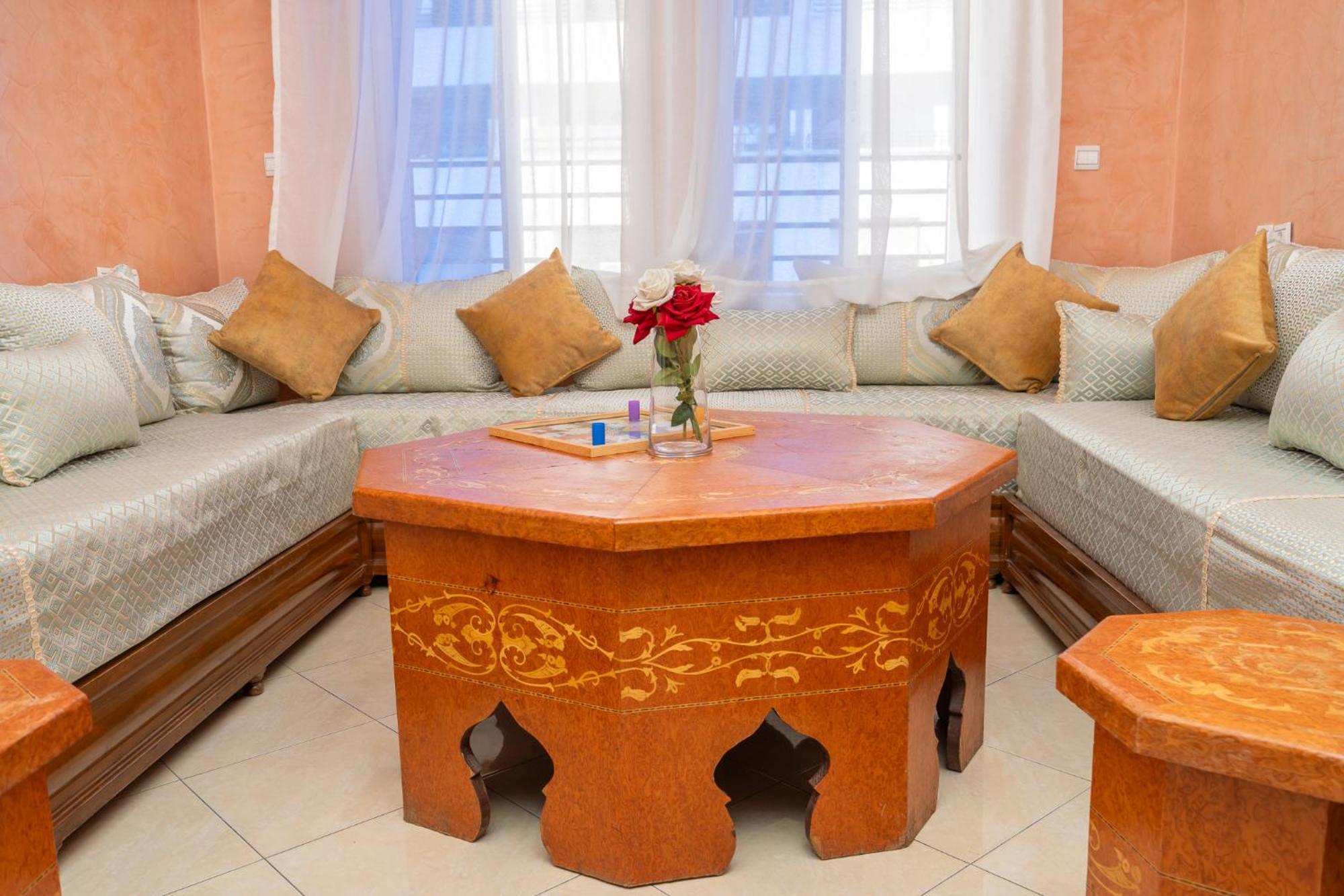 Appartement 2 Chambres Pres De La Corniche Tangier Bagian luar foto