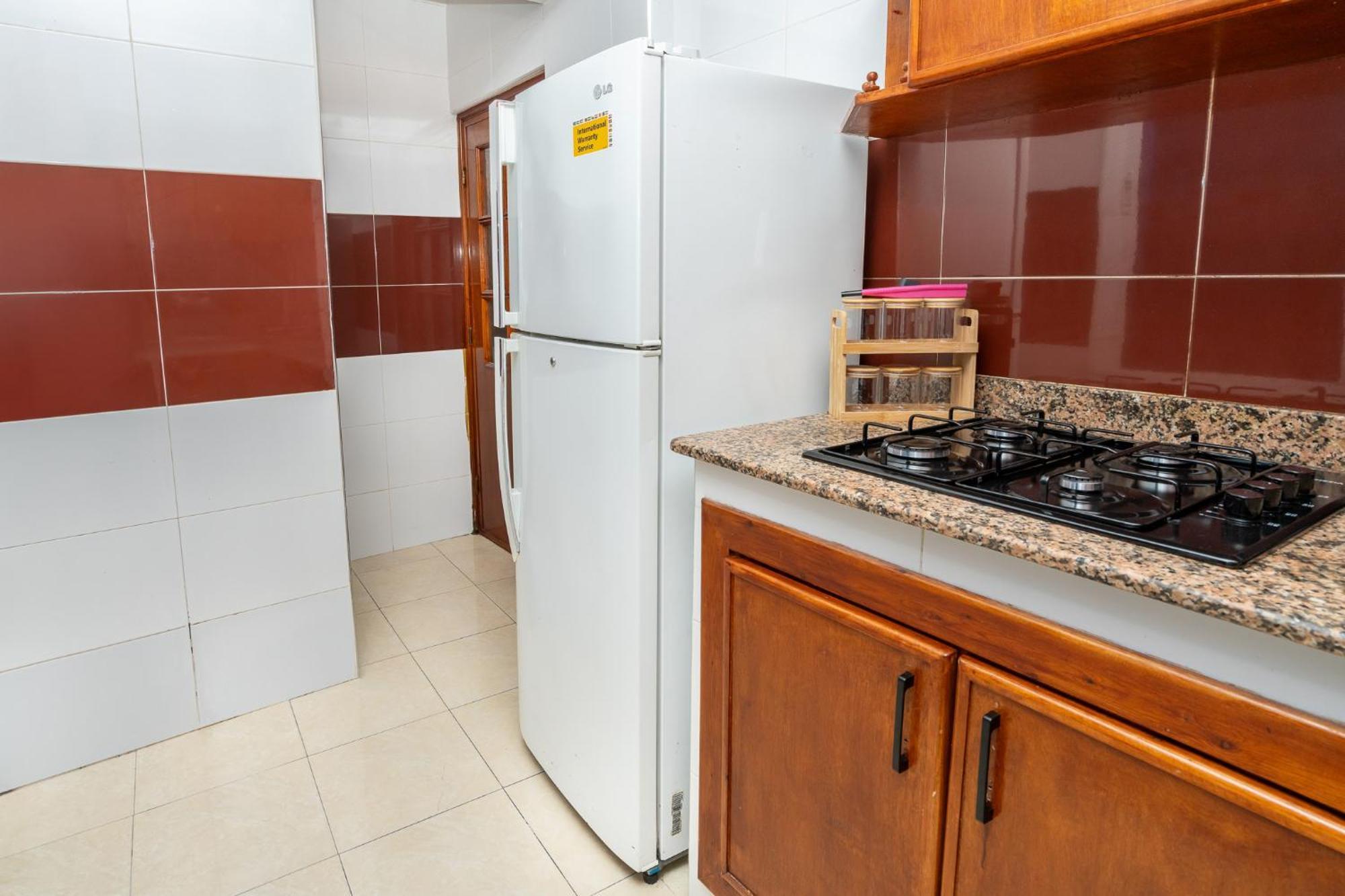 Appartement 2 Chambres Pres De La Corniche Tangier Bagian luar foto